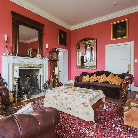Catchfrench Manor